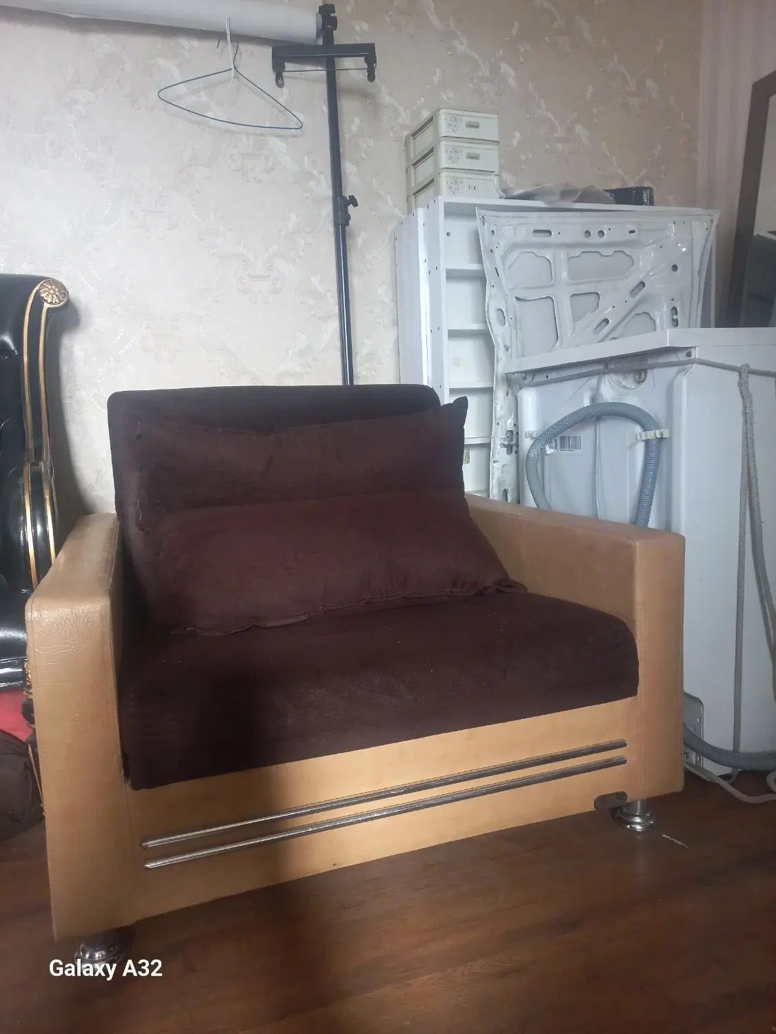 مبل تختشو تک نفره ( یک جفت باهم فروخته میشه (|تخت و سرویس خواب|تهران, جنت‌آباد شمالی|دیوار