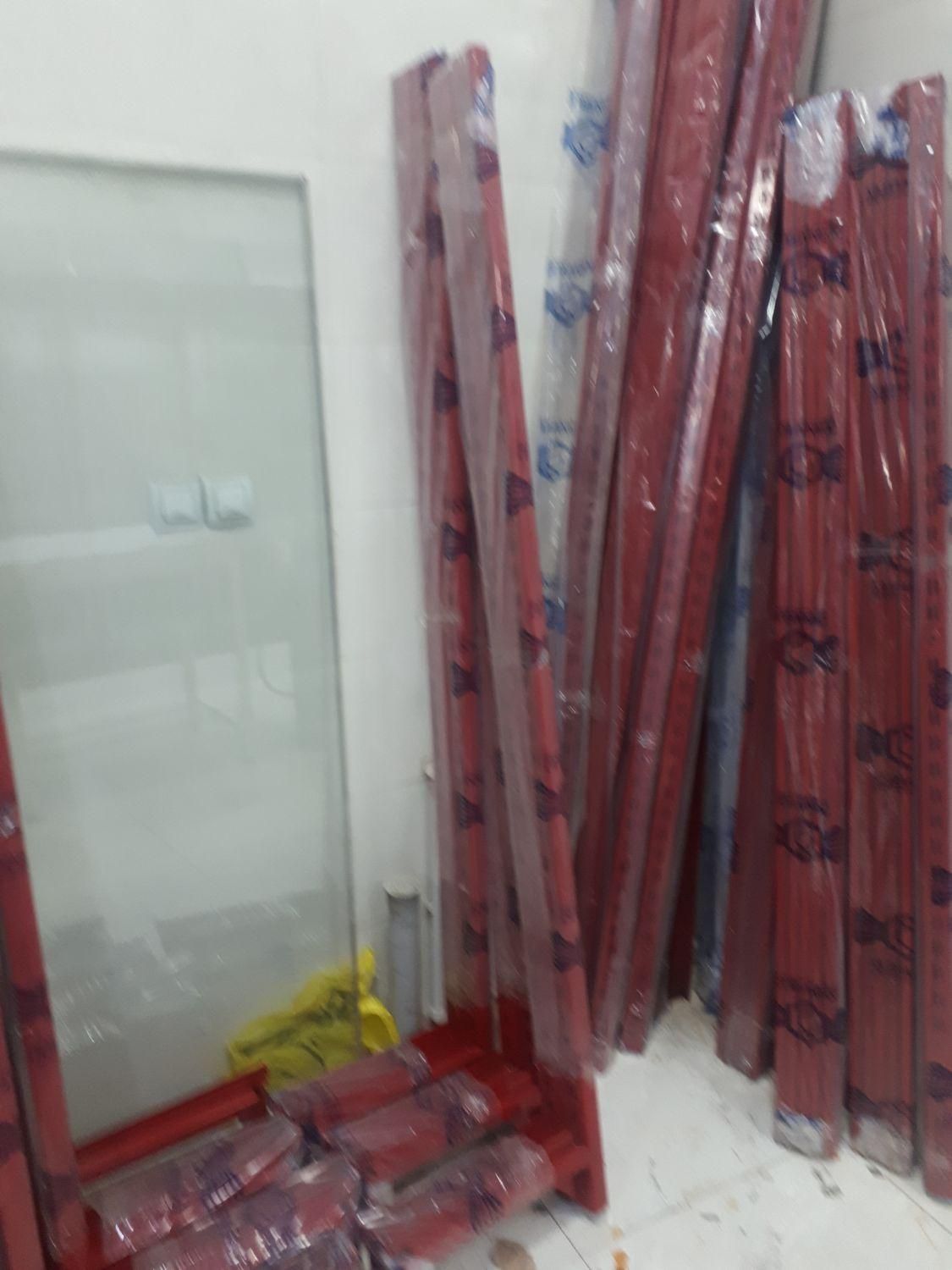 استند و قفسه|فروشگاه و مغازه|کرمانشاه, |دیوار