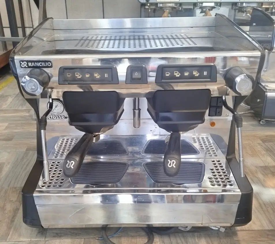 دستگاه اسپرسوساز صنعتی RANCILIO classe 5|کافی‌شاپ و رستوران|کرج, ساسانی (قلمستان)|دیوار