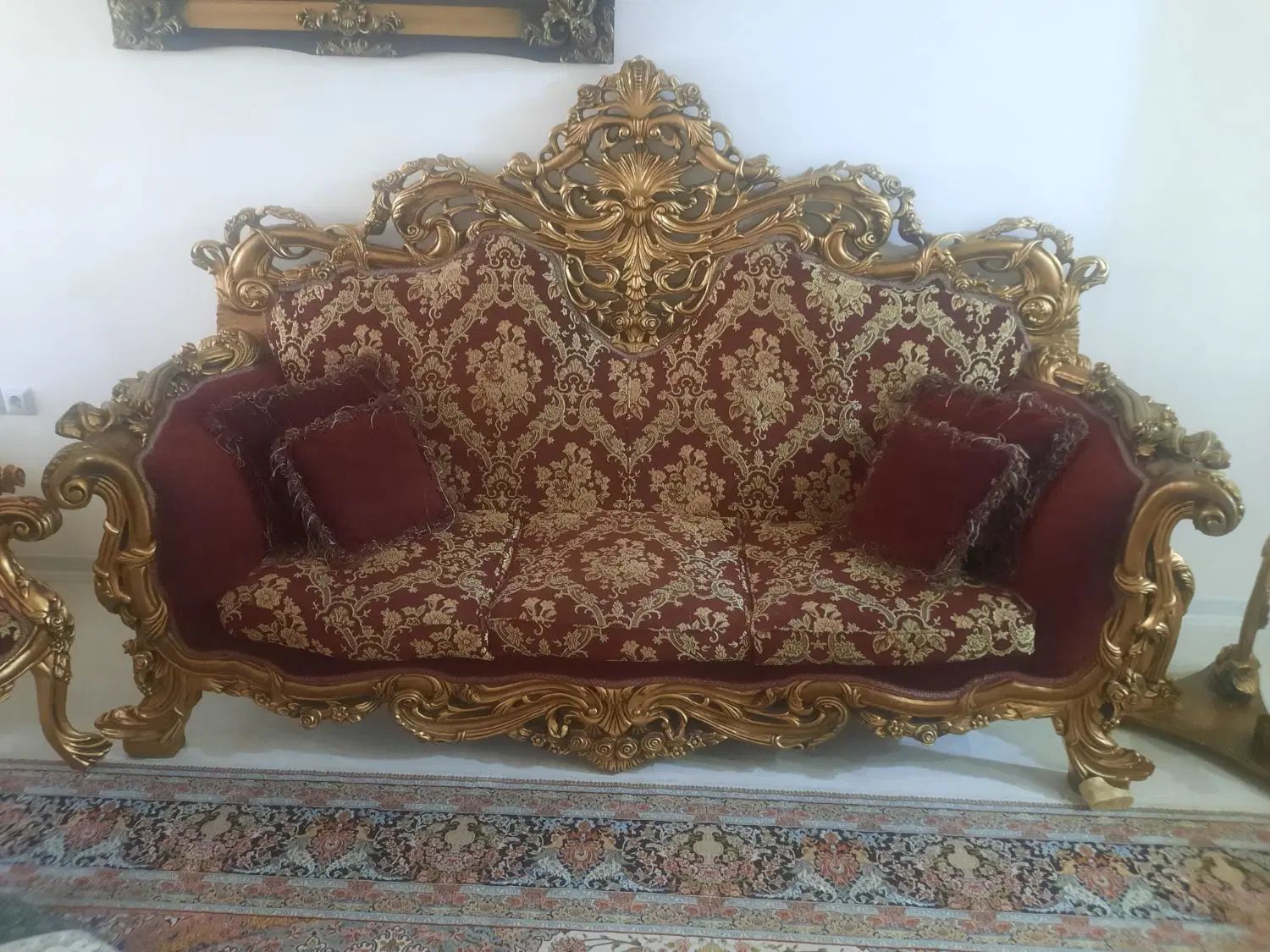 مبل سلطنتی کار شده چوب میباشند نشمینها سالم|مبلمان خانگی و میز عسلی|اهواز, پادادشهر|دیوار