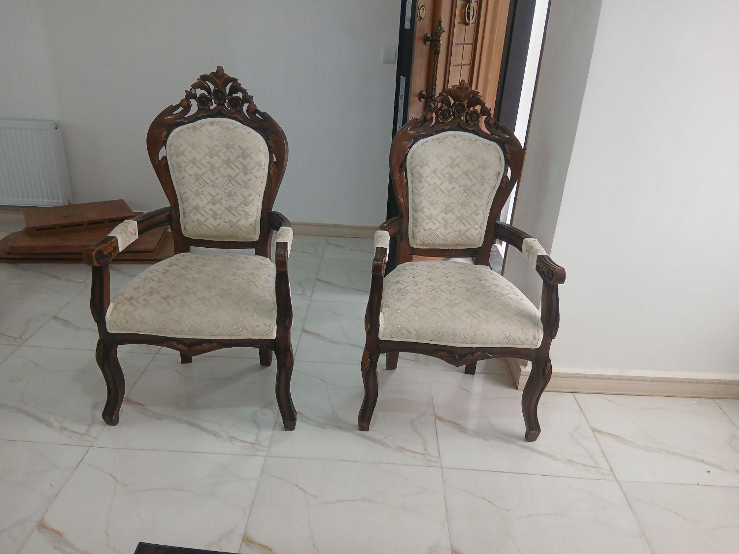 مبل ۷نفره با چوب گردو|مبلمان خانگی و میز عسلی|چابکسر, |دیوار
