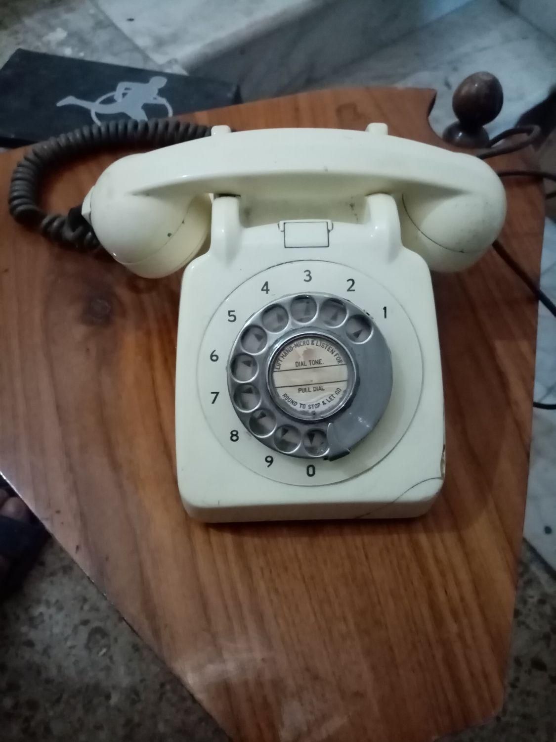 تلفن کلکسیون زیمنس آلمان تمیز وسالم|تلفن رومیزی|اصفهان, جلفا|دیوار