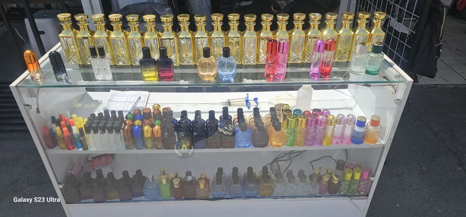 فروشنده عطر ادلکن با حقوق بالا نیازمندیم|استخدام بازاریابی و فروش|کرج, گلشهر|دیوار