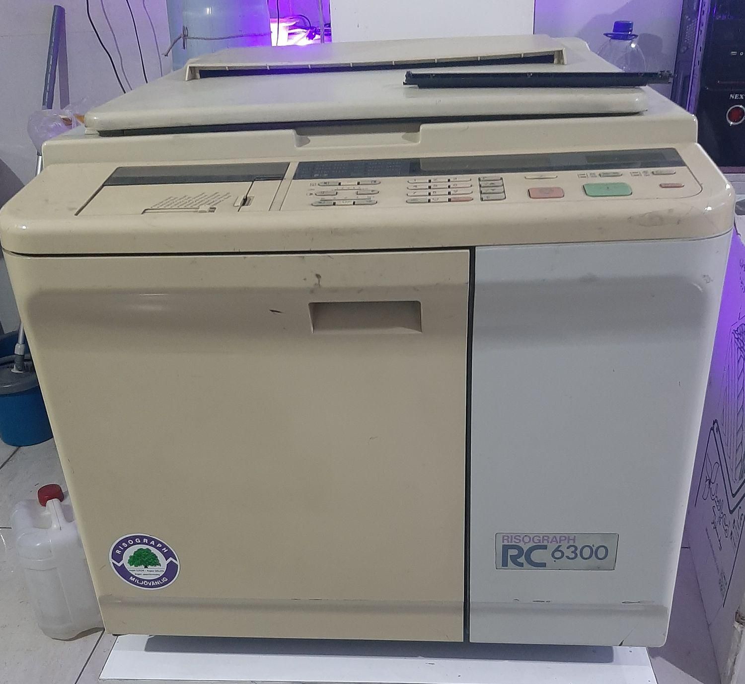 ریسو گراف A3 ونیز یک دستگاه گپی رنگی|پرینتر، اسکنر، کپی، فکس|تبریز, |دیوار