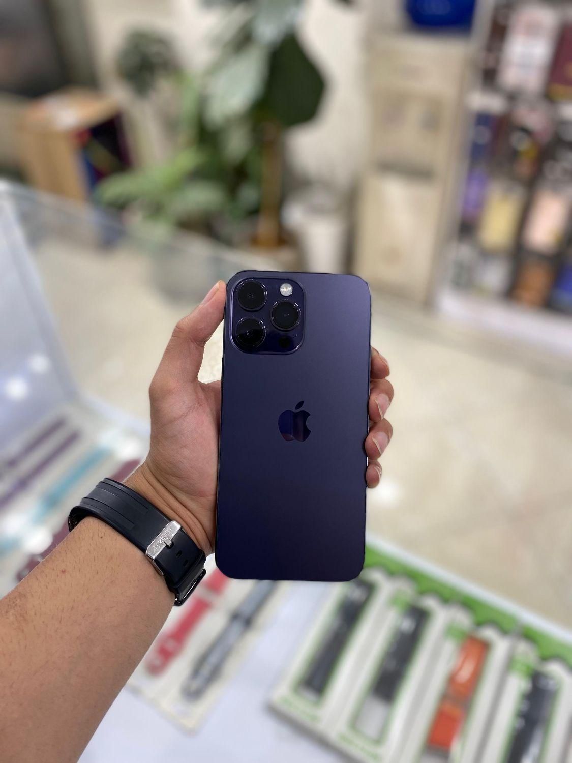 اپل iphone 14 Pro Max با حافظهٔ ۲۵۶ گیگابایت|موبایل|شیراز, ارم|دیوار
