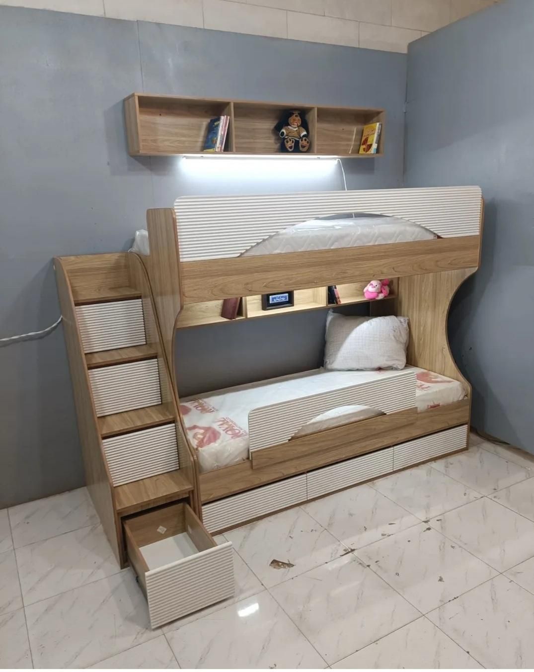 تخت دو طبقه مدل پنجره چوبی تختخواب سیسمونی|تخت و سرویس خواب|تبریز, |دیوار