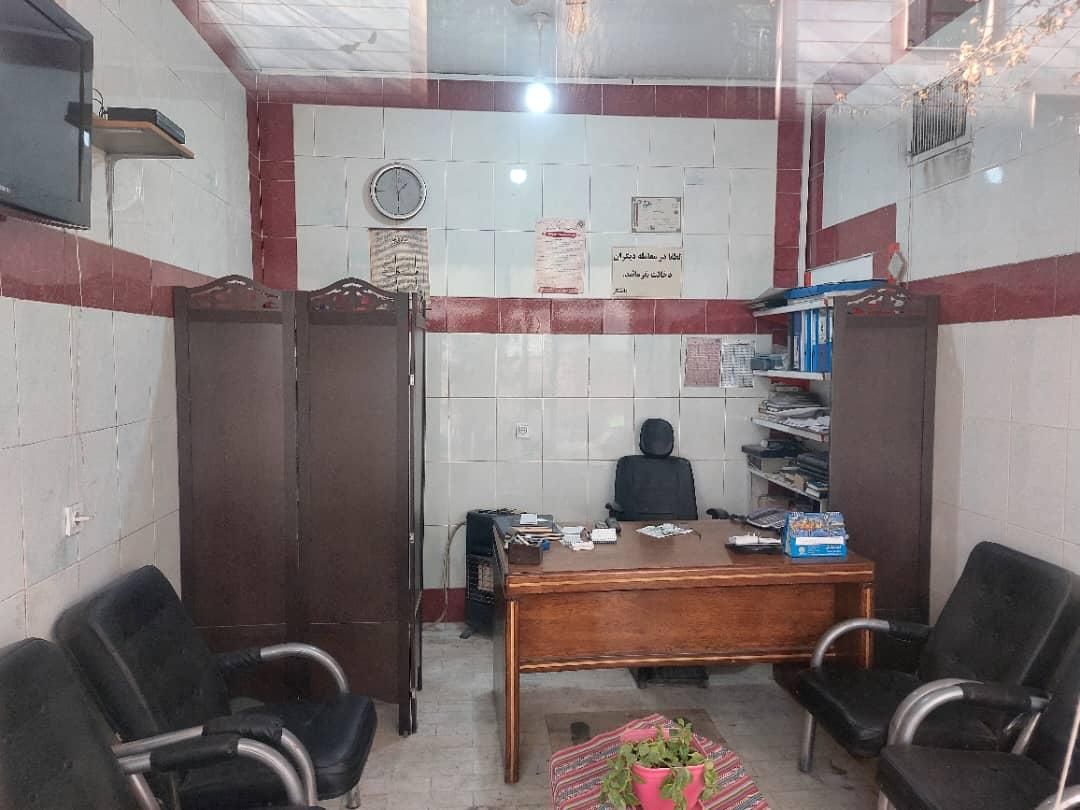 ۱۵ متر مغازه تجاری / بر خیابان|اجارهٔ مغازه و غرفه|ری, دولتآباد|دیوار