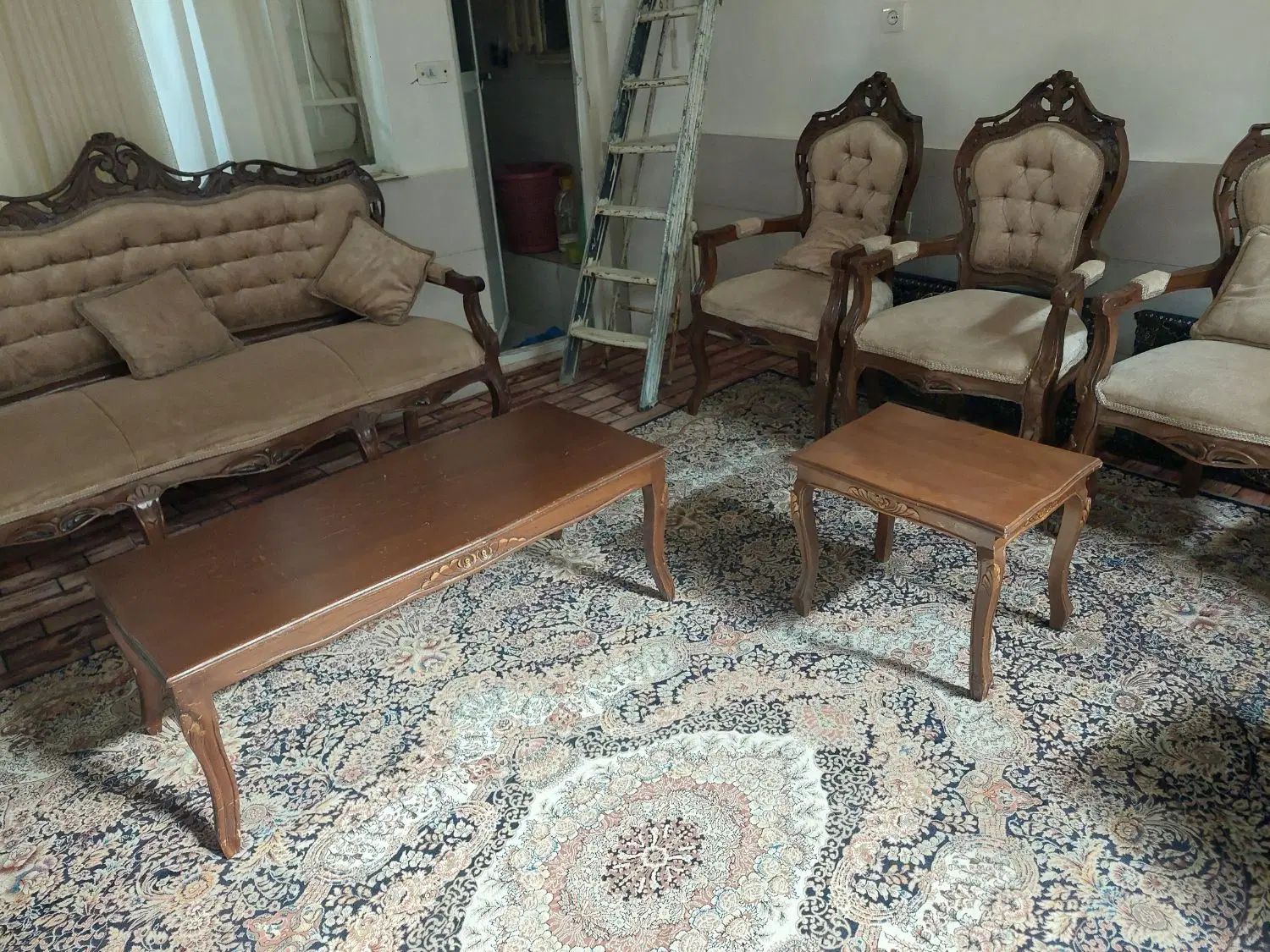 مبل سلطنتی جنس درجه یک|مبلمان خانگی و میز عسلی|مشهد, همت آباد|دیوار