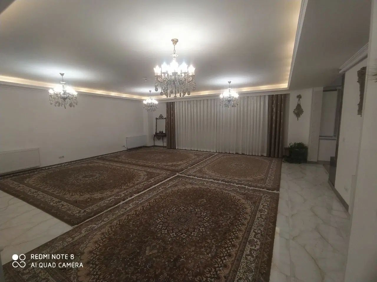 تکواحدی۱۵۰متر/جنوبی/پارکینگ بدون مزاحم/شهرک مدرس|اجارهٔ آپارتمان|همدان, |دیوار