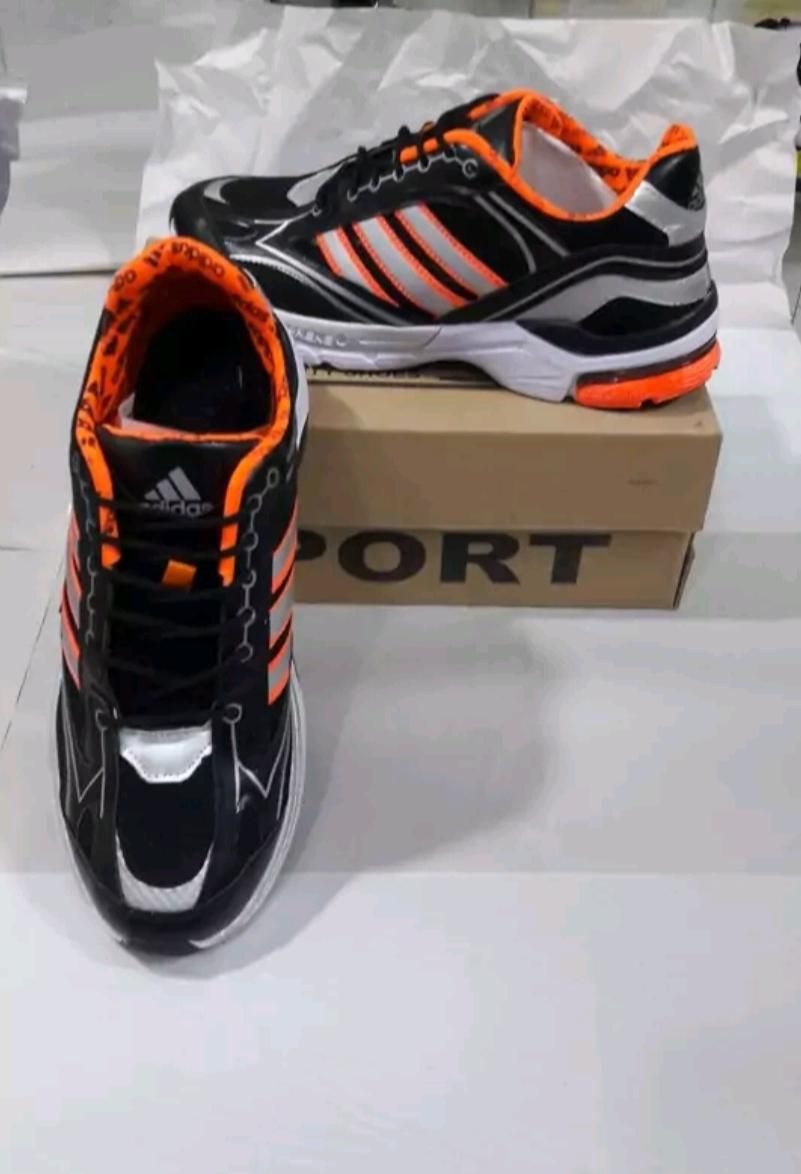 کتونی آدیداس فارماتون مشکی نارنجی زرد Adidas اسپرت|کیف، کفش، کمربند|تهران, تاکسیرانی|دیوار