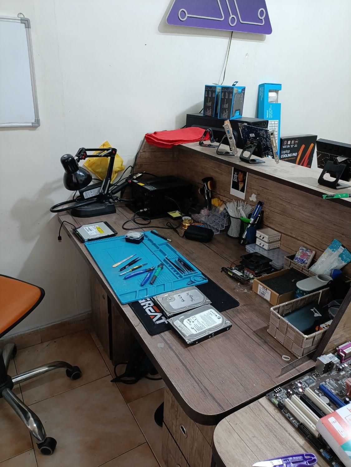 تعمیرات کامپیوتر و لپ‌تاپ (تخصصی) ، حتی در محل شما|خدمات رایانه‌ای و موبایل|تهران, فلسطین (میدان انقلاب)|دیوار