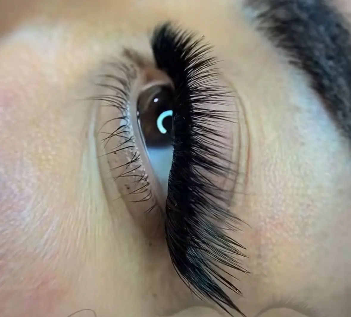 مدل کاشت مژه فقط قیمت مواد|خدمات آرایشگری و زیبایی|کرمانشاه, |دیوار