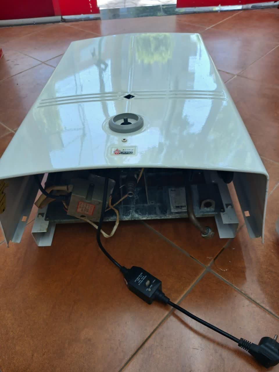 فروش آبگرمکن نو و کار کرده|آبگرمکن، پکیج، شوفاژ|نهاوند, |دیوار