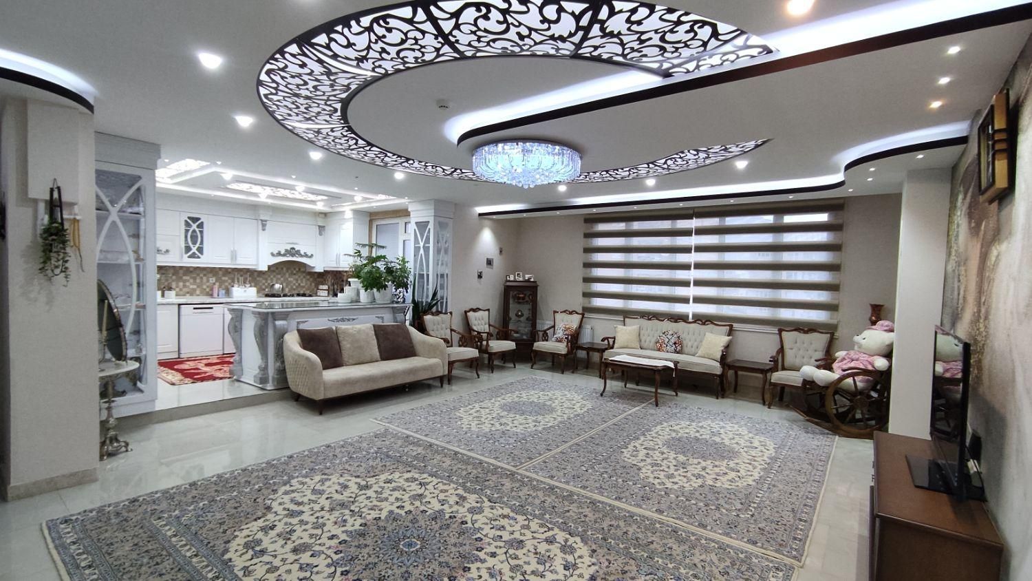 اپارتمان کارمندان سه خواب ۱۳۷متر|فروش آپارتمان|کرمانشاه, |دیوار