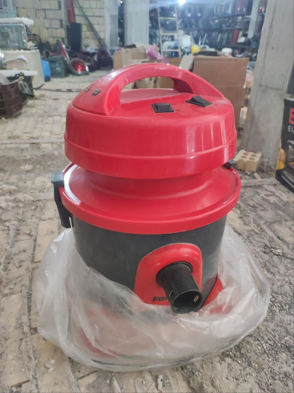 فروش و تعمیر جارو برقی شارژی و برقی|جاروبرقی، جارو شارژی، بخارشو|خوی, |دیوار