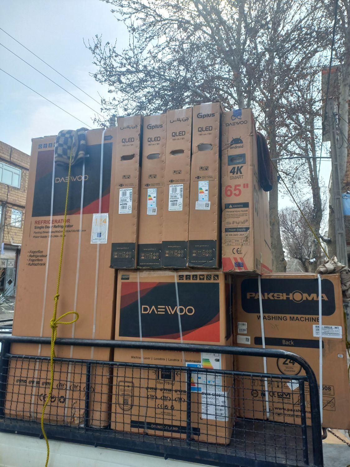 فورش وخریدارانواع تلویزیون آکبند|تلویزیون و پروژکتور|تهران, تهرانسر شرقی|دیوار