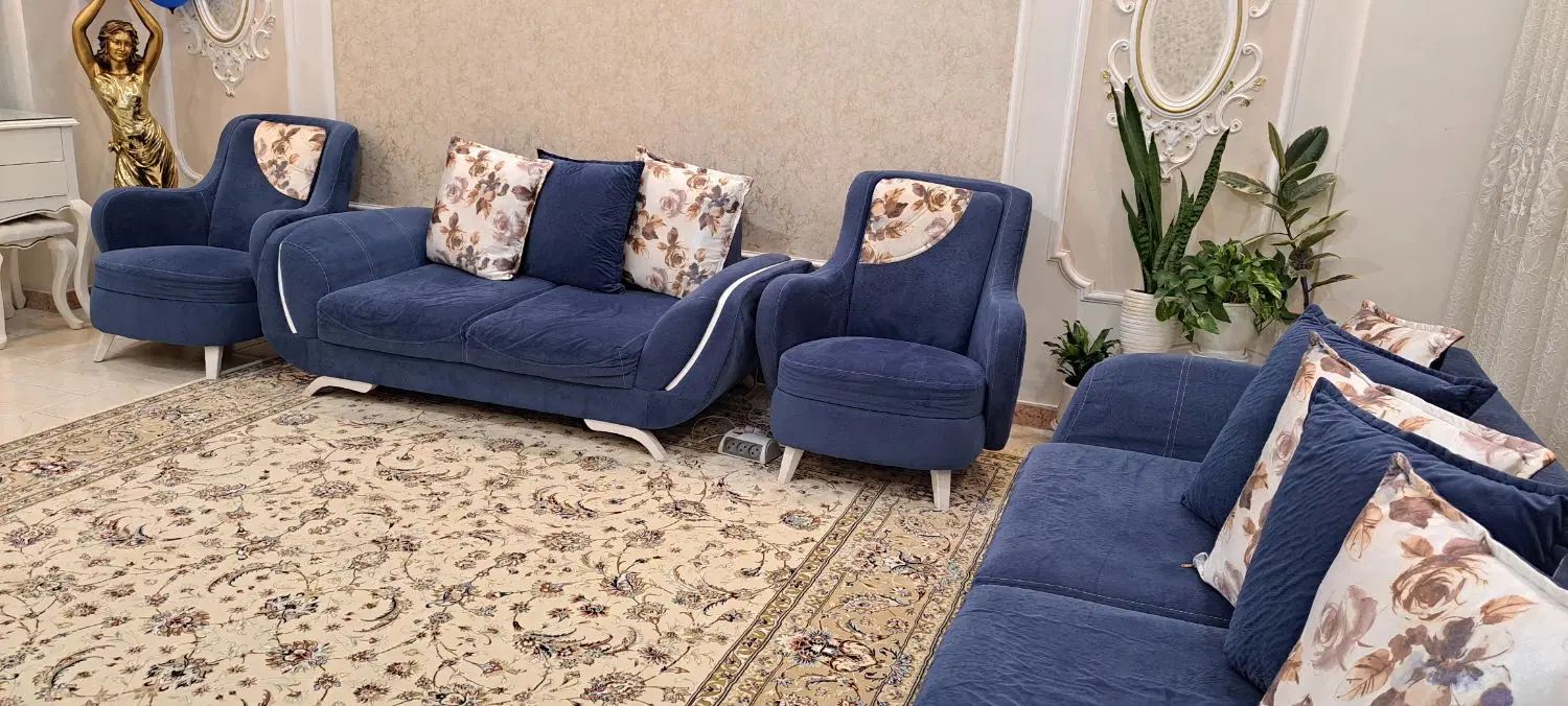 مبلمان۷ نفره فوق العاده خاص|مبلمان خانگی و میز عسلی|مشهد, شهرک رازی (شهرک غرب)|دیوار