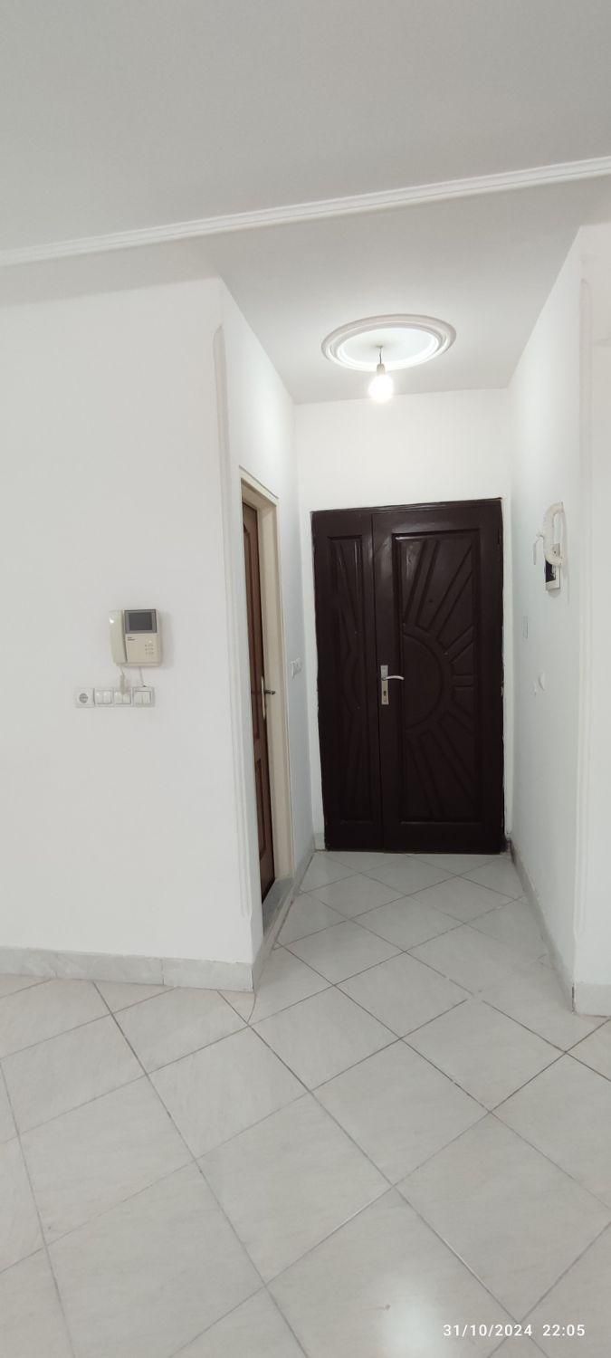 آپارتمان ۹۴متری امام صادق روبروی کاشان مال|فروش آپارتمان|کاشان, فاز ۲ ناجی آباد|دیوار