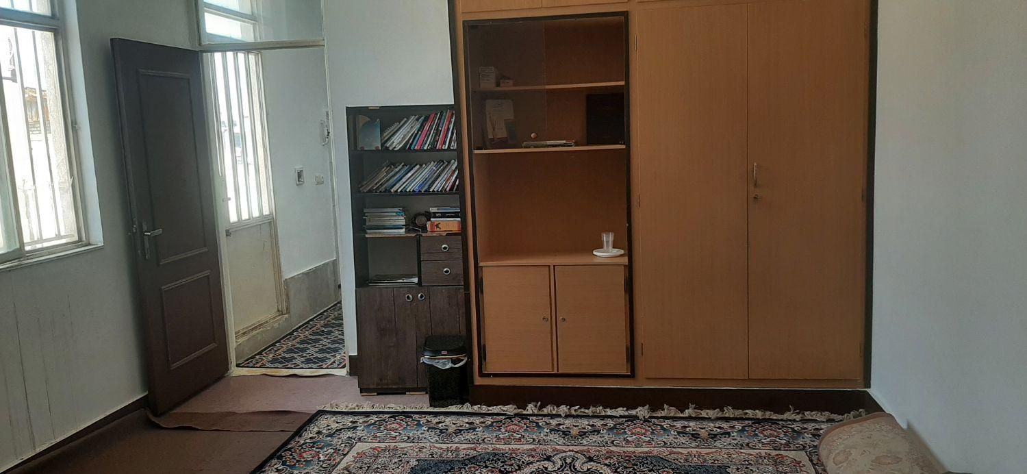 سوئیت ۱۰۰ متری شیک وتمیز نصف قیمت وسط شهر..الغدیر|اجارهٔ کوتاهمدت آپارتمان و سوئیت|دورود, |دیوار