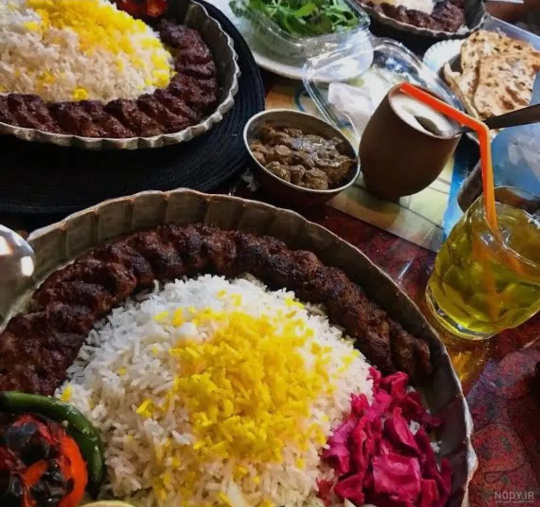 یک نفر کمک آشپز آقا یا خانوم ماهر یا نیمه ماهر|استخدام خدمات فروشگاه و رستوران|اهر, |دیوار