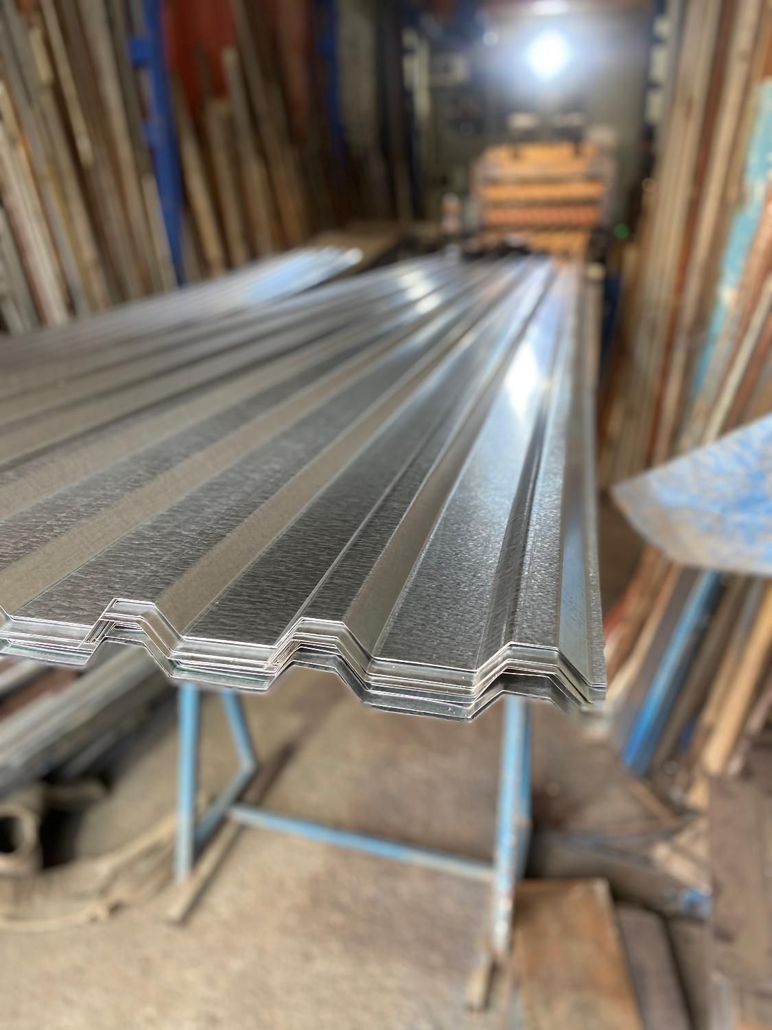 فروش ورق شیروانی رنگی و گالوانیزه طرح سفال ذوزنقه|عمده‌فروشی|تهران, شهرک ابوذر|دیوار