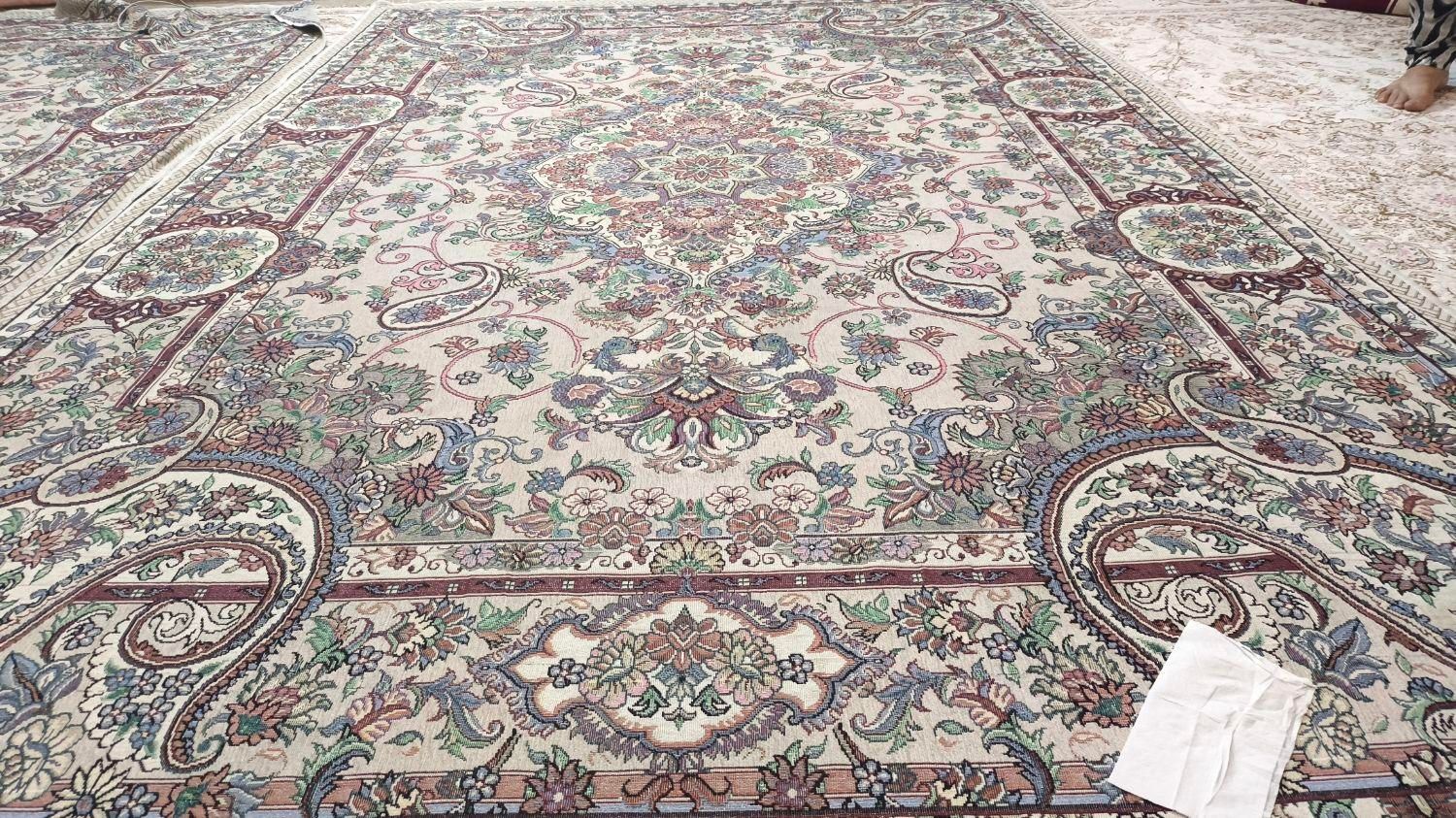 دو عدد رو فرشی در حد نو شیش متری|روفرشی|تهران, کیانشهر|دیوار