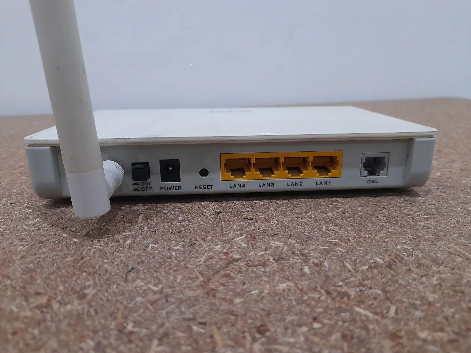 مودم زایکسل (ADSL ZYXEL 660HW-Y1)|مودم و تجهیزات شبکه|تهران, دریاچه شهدای خلیج فارس|دیوار