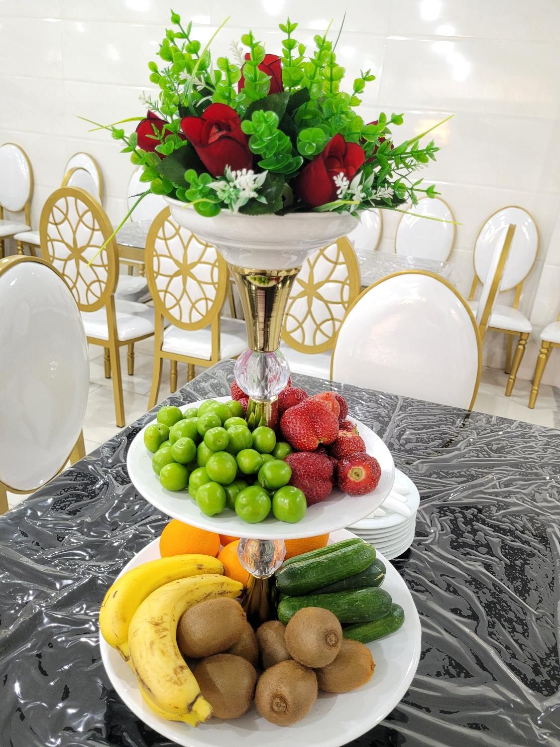 سالن تولد / سالن پذیرایی|خدمات پذیرایی، مراسم|یزد, |دیوار