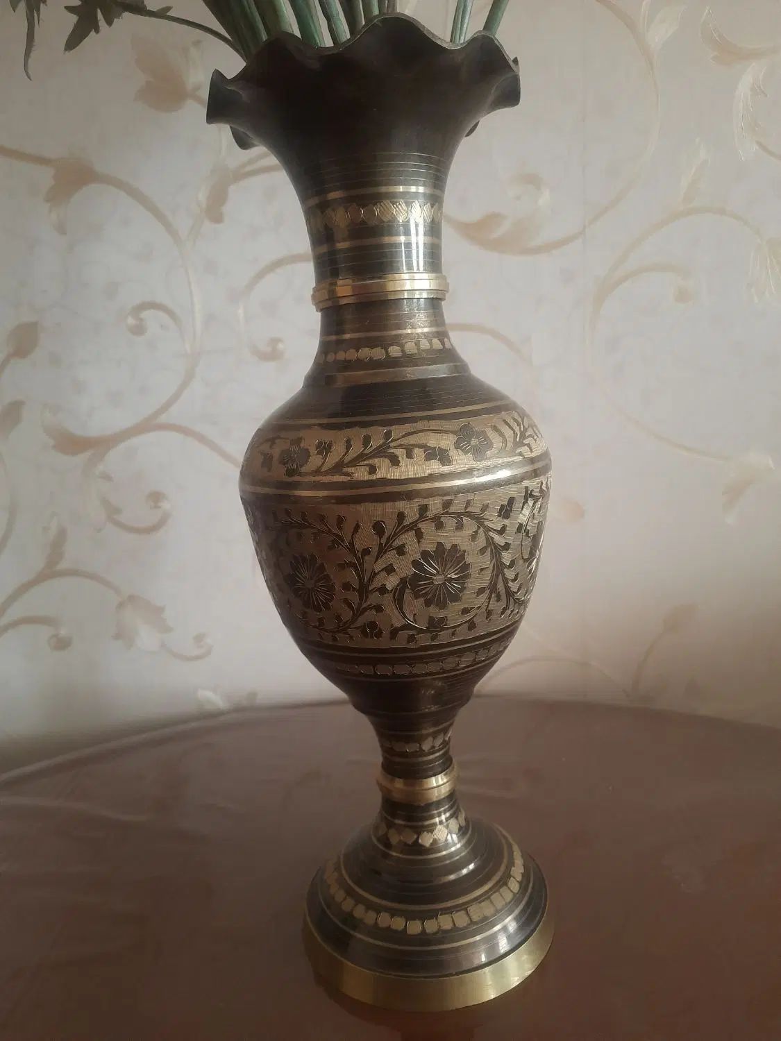 گلدان برنجی|مجسمه، تندیس، ماکت|تهران, شکوفه (عبدل آباد)|دیوار