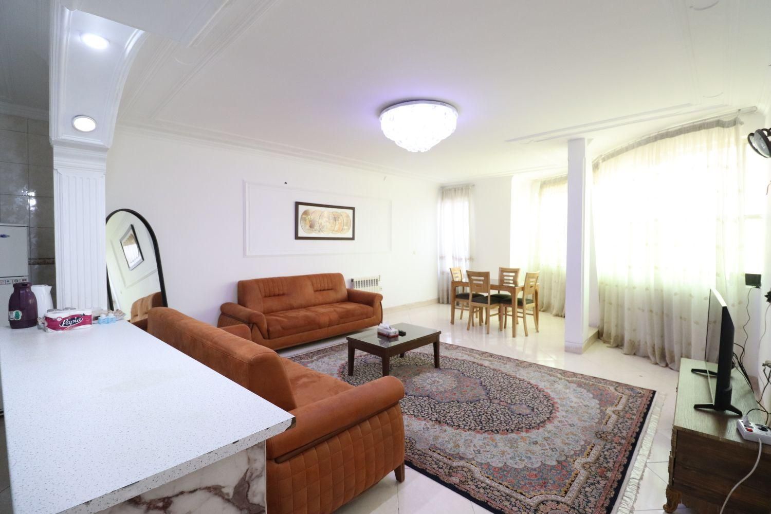 کرایه روزانه ماهیانه آپارتمان مبله در بهاران|اجارهٔ کوتاهمدت آپارتمان و سوئیت|شیراز, معالیآباد|دیوار