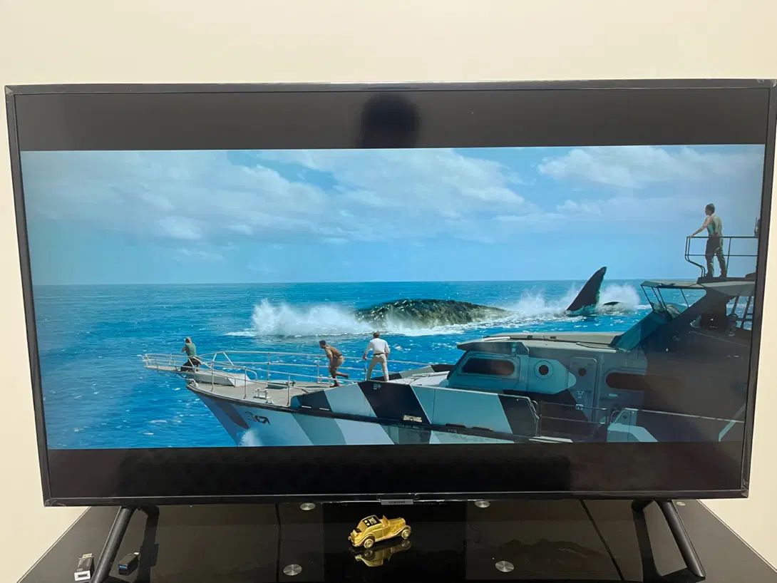 تلویزیون اسمارت 4k سامسونگ (samsung)مدل Ru7100 ۴۳|تلویزیون و پروژکتور|تهران, شهرک چیتگر|دیوار