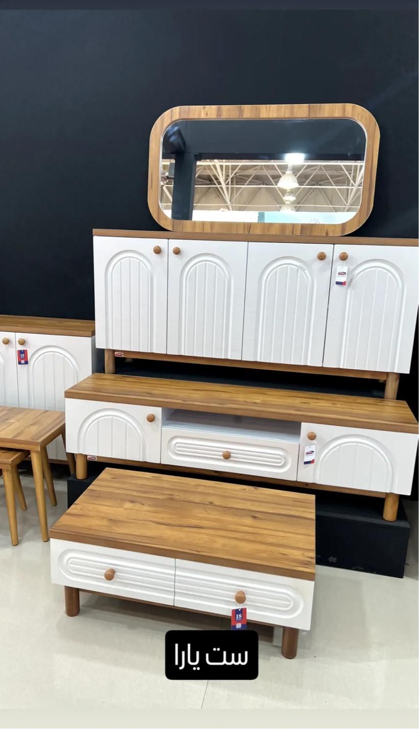 آینه و کنسول و میز کد۹۱۷۷ ( شرکت کاواک )|بوفه، ویترین، کنسول|تبریز, |دیوار
