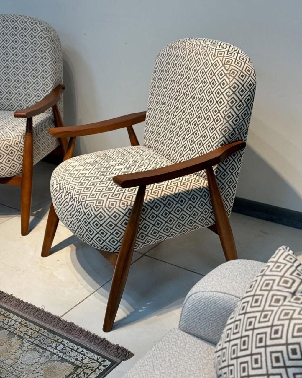 تولید و تعمیرات تخصصی انواع مبلمان|خدمات پیشه و مهارت|سنندج, |دیوار