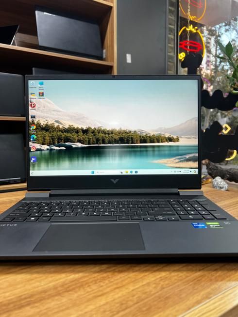 پادشاه مثل Victus/ انواع کانفینگ/ i7/ گرافیک ddr6|رایانه همراه|مشهد, کوه سنگی|دیوار