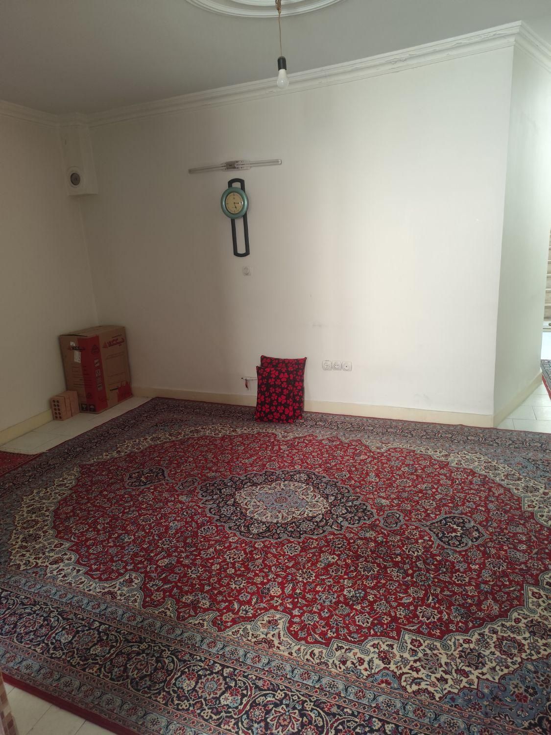 فروش آپارتمان ۵۶ متری ۲ خوابه طبقه ۳ در نواب|فروش آپارتمان|تهران, خرمشهر|دیوار