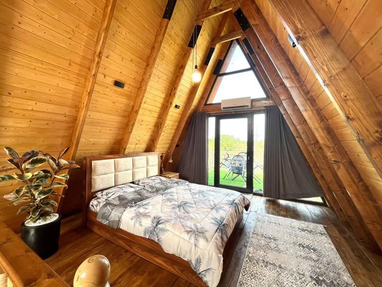 کلبه سوییسی نوساز|اجارهٔ کوتاه‌مدت ویلا و باغ|نشتارود, |دیوار