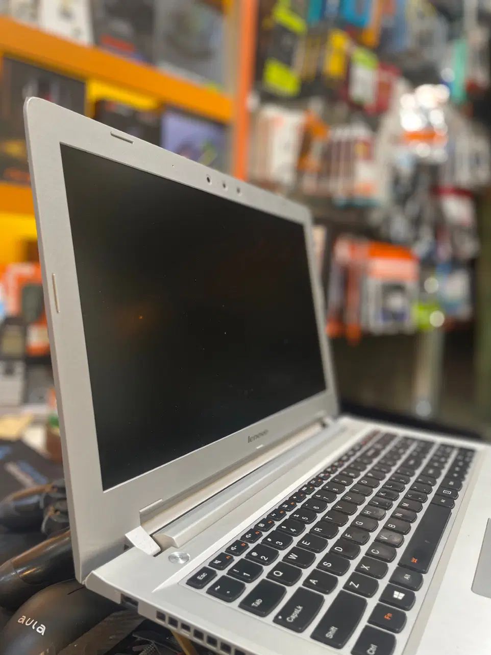 Lenovo Z51 گرافیک مجزا چهار گیگ|رایانه همراه|مشهد, ادیب نیشابوری (شهرک غرب)|دیوار