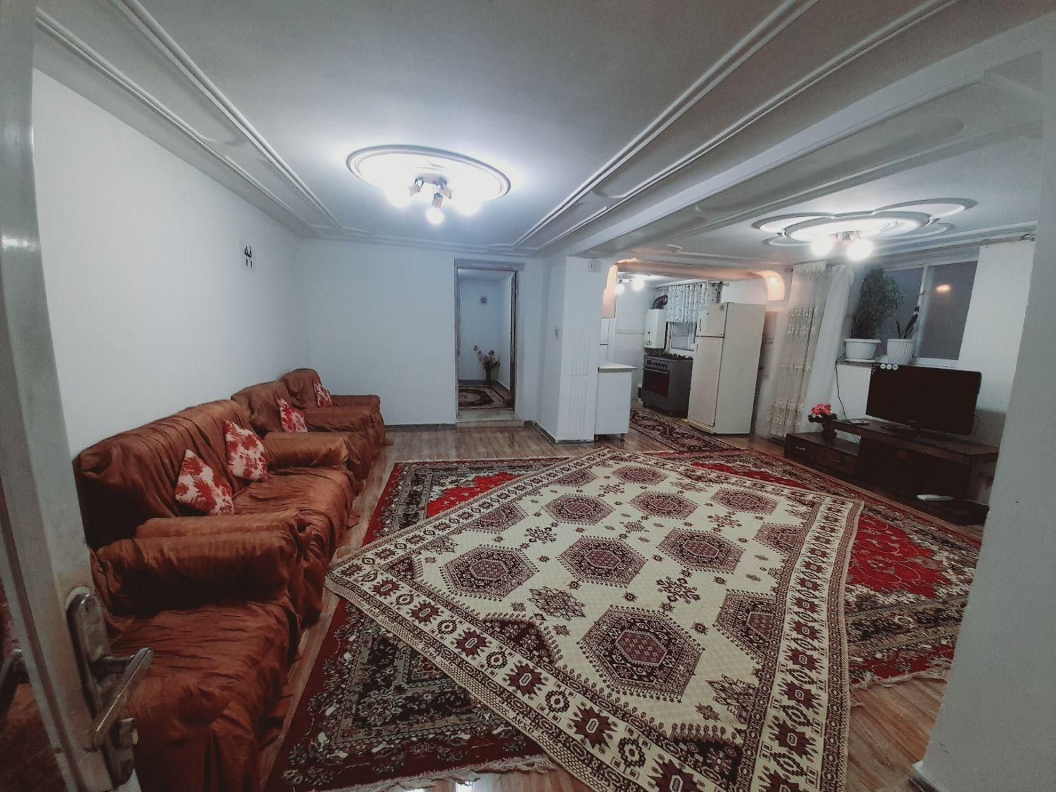 اجاره روزانه/هفتگی ویلا/سوئیت در نخجیر|اجارهٔ کوتاهمدت ویلا و باغ|لاهیجان, لیالستان|دیوار