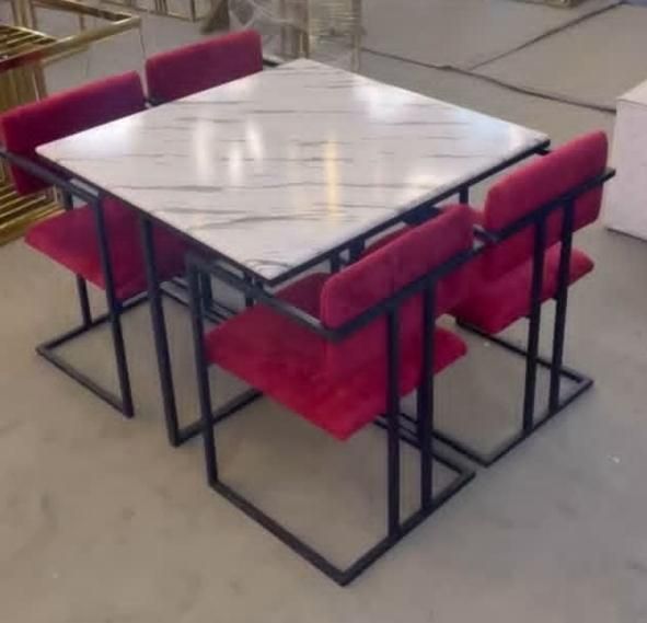 میز ناهارخوری،کم جا غذاخوری رستورانی مربع|میز و صندلی غذاخوری|مشهد, رسالت|دیوار