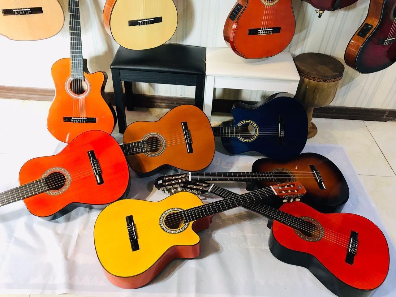 یاماها دیاموند . گیتار. همراه هدیه|گیتار، بیس، امپلیفایر|مشهد, آزادشهر|دیوار