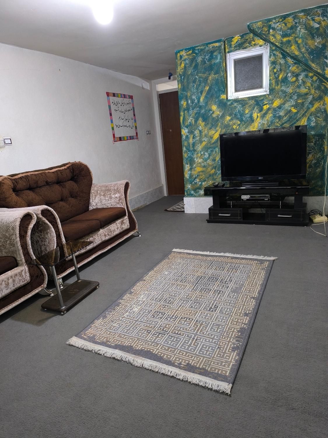 اجاره سالیانه و ماهیانه منزل مبله بدون ودیعه|اجارهٔ کوتاه‌مدت آپارتمان و سوئیت|شیراز, جوادیه|دیوار