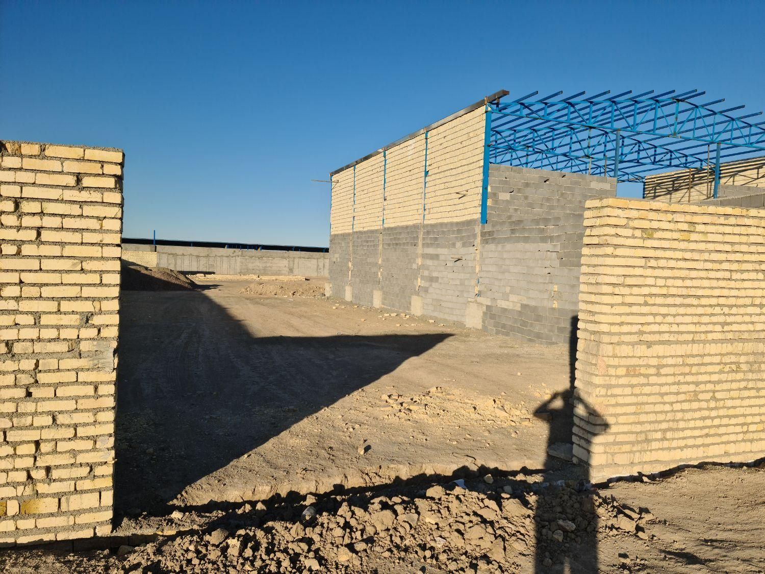 زمین سوله و کارگاه اتوبان فرودگاه با سند و دیوار|فروش دفتر صنعتی، کشاورزی، تجاری|اصفهان, اندوان|دیوار