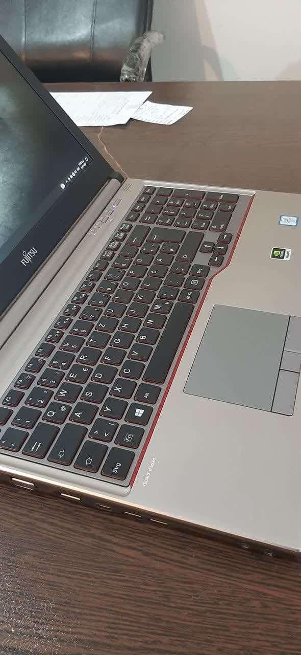 FUJITSU با گرافیک کوآدرو مخصوص رندرینگ|رایانه همراه|تهران, میدان ولیعصر|دیوار