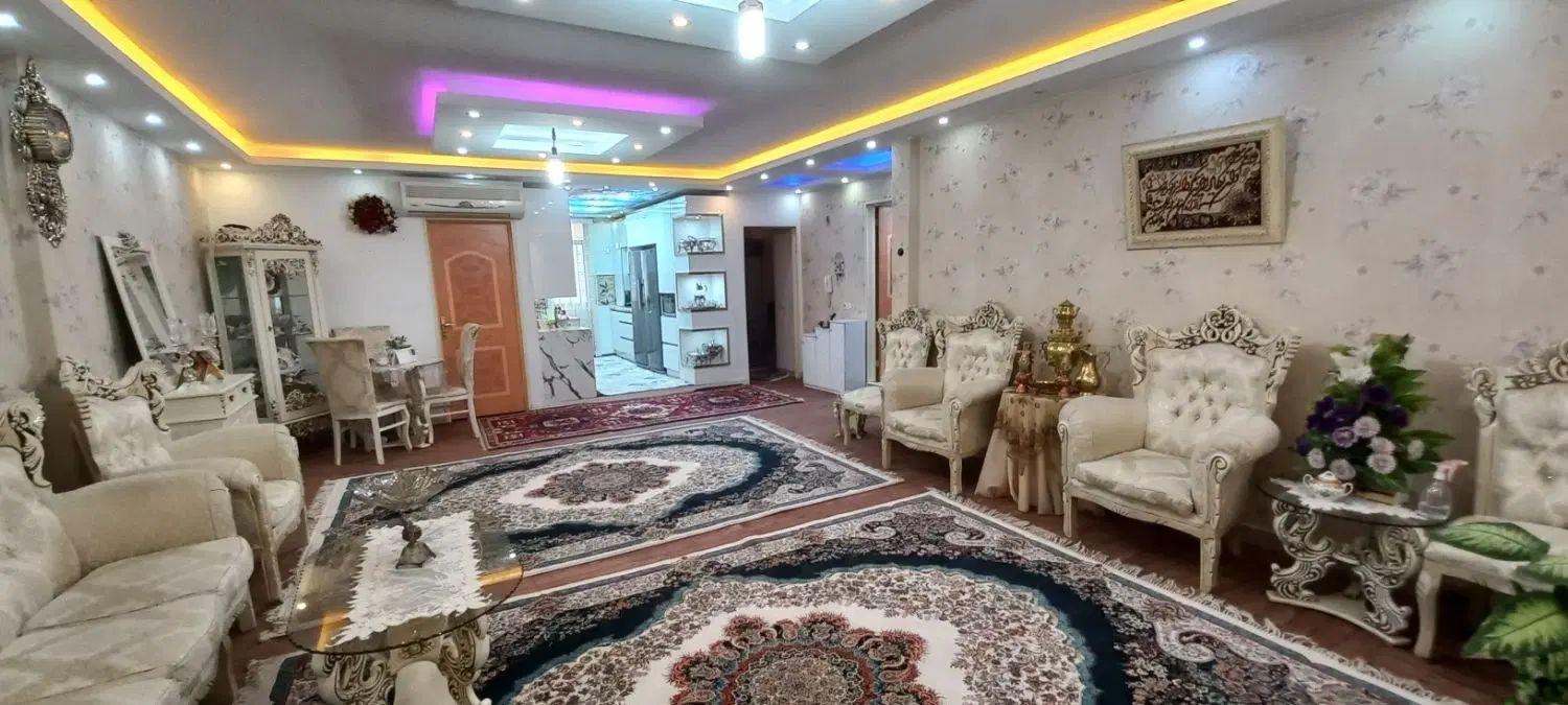 آپارتمان ۱۰۰ متری ۲ خوابه طبقه ۱ در شهرک چمران|فروش آپارتمان|محمدشهر, شهرک چمران|دیوار