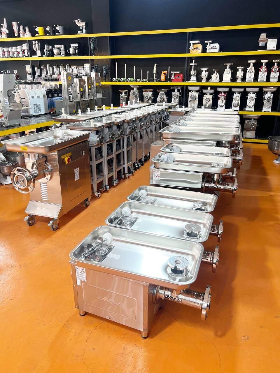 چرخ گوشت صنعتی چرخ گوشت قصابی اره قصابی|کافی‌شاپ و رستوران|تهران, دکتر هوشیار|دیوار