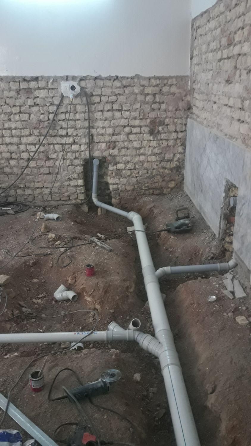 لوله باز کنی ولوله کشی اب وفاضلاب پمپ تانک تخریب|خدمات پیشه و مهارت|اصفهان, ملک‌شهر|دیوار