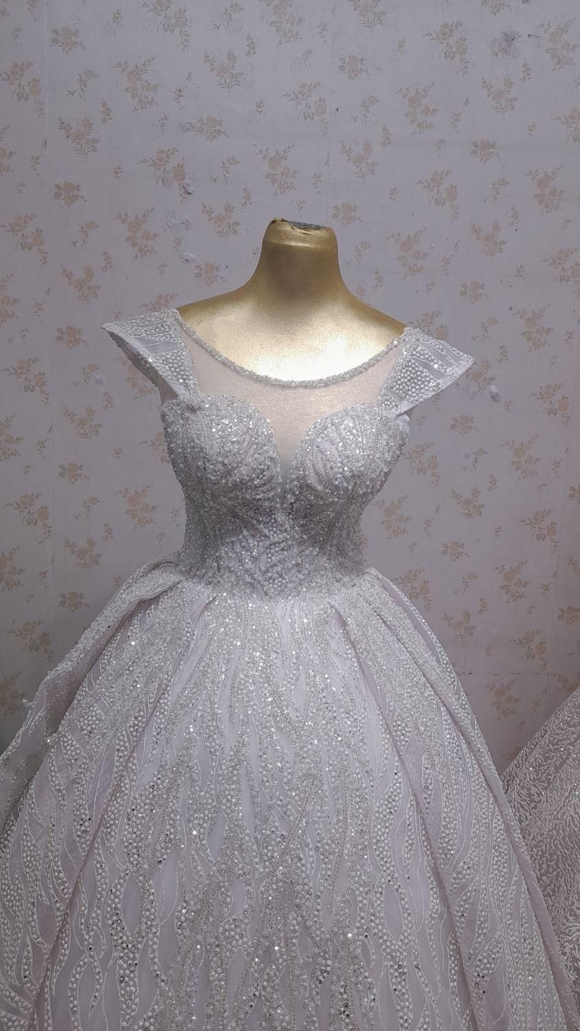 لباس سفید و رنگی عروس|لباس|خرمآباد, |دیوار