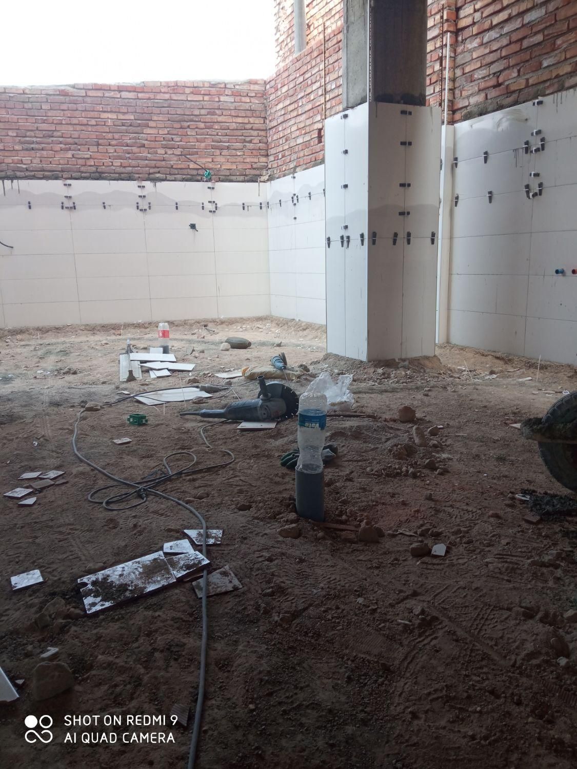 نماکار و کاشیکاری جدول کشی بندکشی|خدمات پیشه و مهارت|سهند, |دیوار