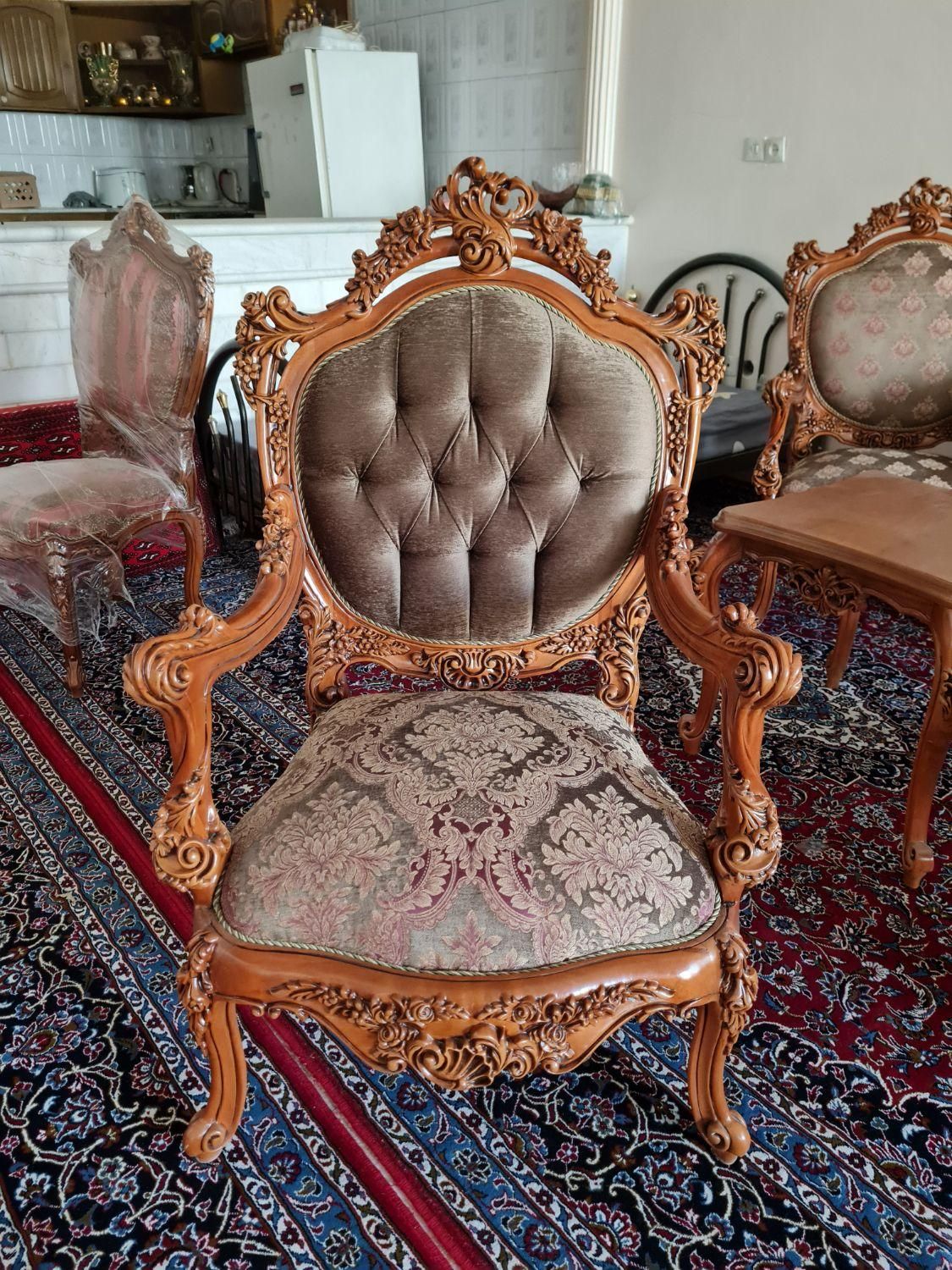 مبل استیل سلطنتی نو|مبلمان خانگی و میز عسلی|قم, باجک دو|دیوار