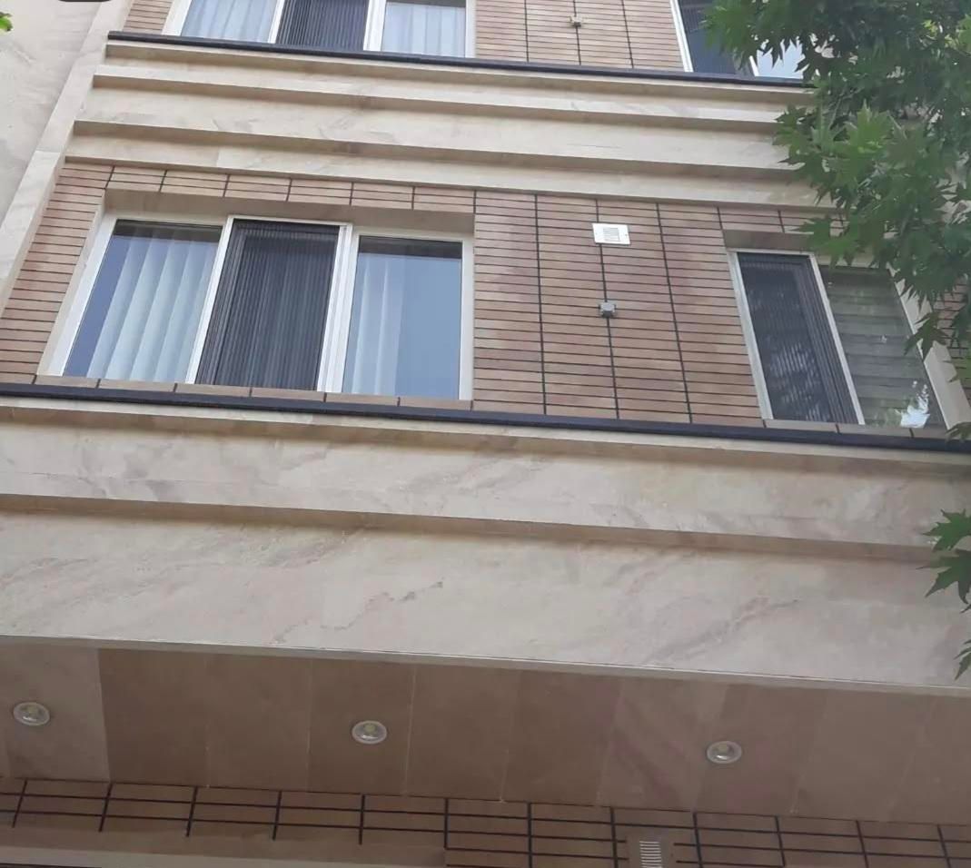 ساخت درب الومینیوم توری پنجره|خدمات پیشه و مهارت|شیراز, پانصد دستگاه ارتش|دیوار